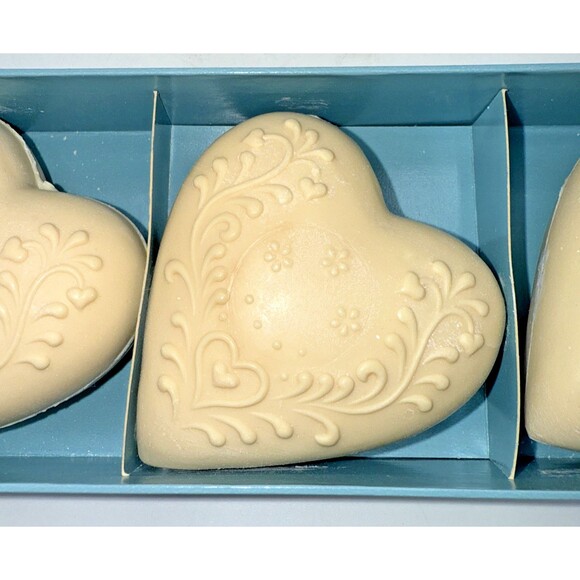 Vintage Avon Here's My Heart Soap Set Of 3 Guest Soap Decoratve Soap New - Picture 4 of 9